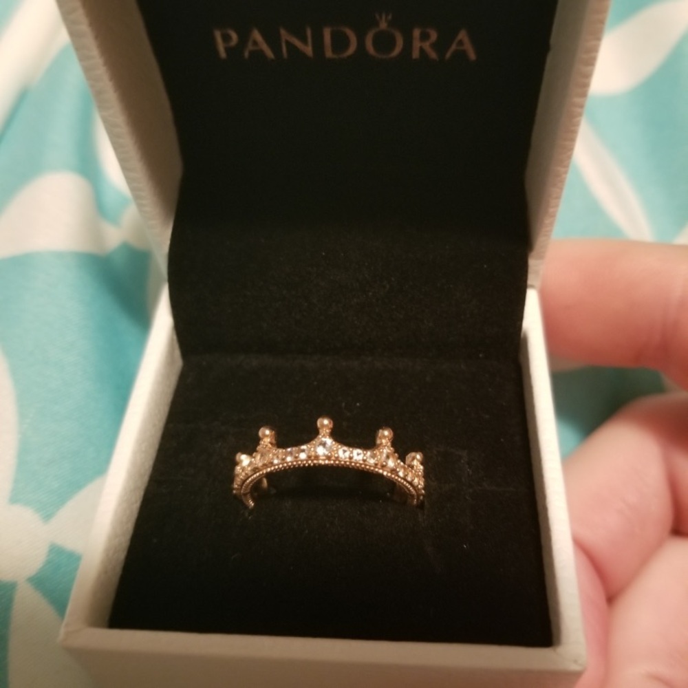 Pandora pink rose gold sparkling crown ring